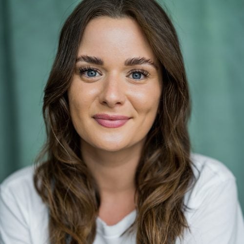 English (British) Voice Actor Luci F.